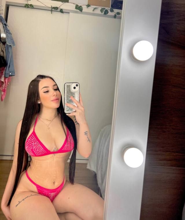 Check me out baby , I’m sexy and extremely naughty 🍑🍑😜😜 - Image 3