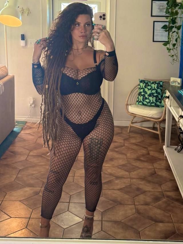 Am Available - Image 2